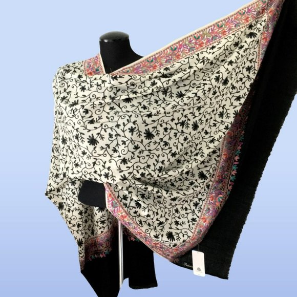Warm evening wrap, stylish scarves, women scarves, Cozy Shoulder Wrap, Gift Idea - Picture 1 of 9